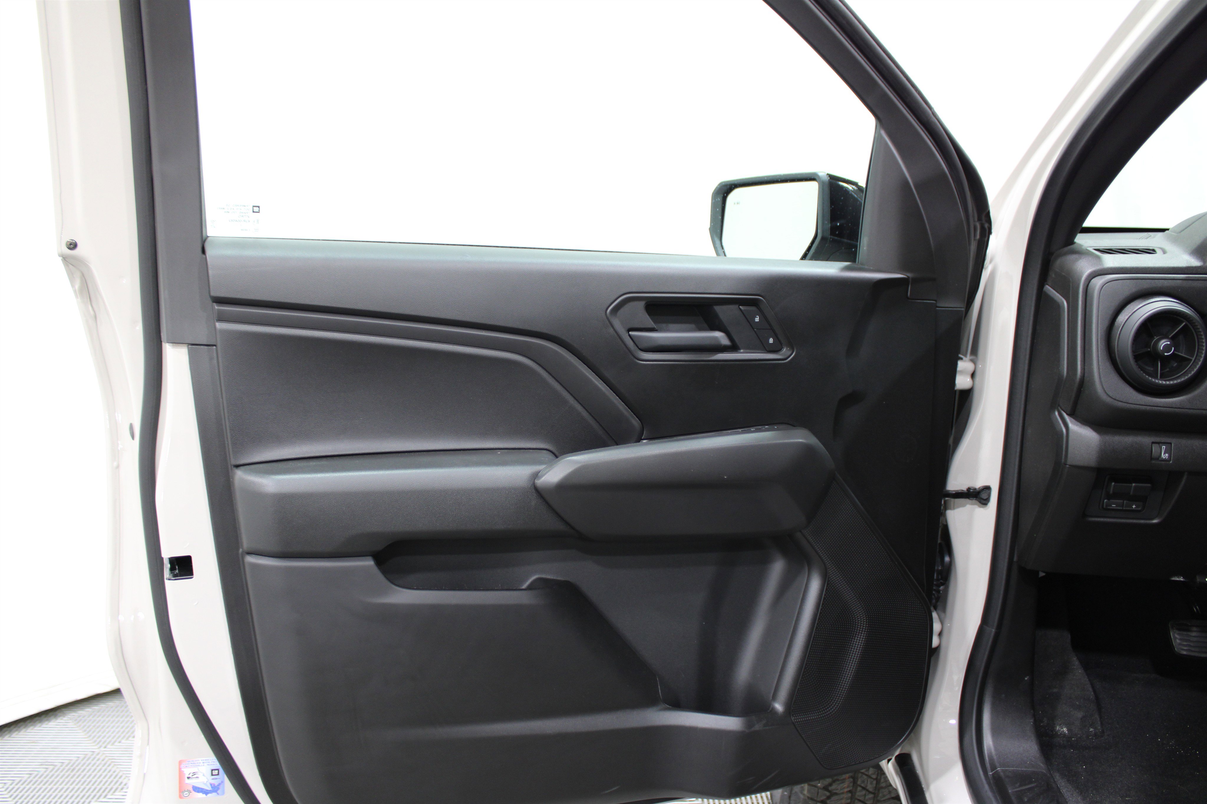 2026 Chevrolet Colorado Trail Boss photo 4