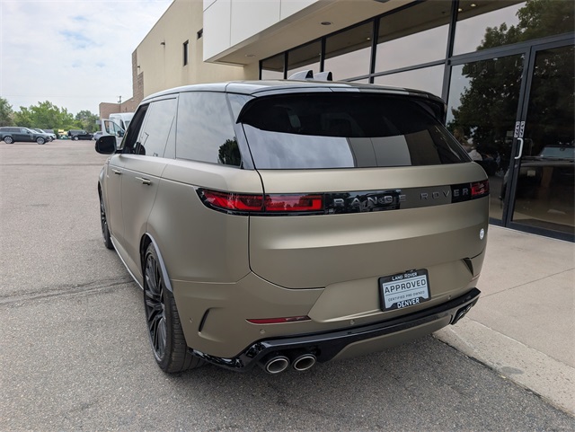 2024 Land Rover Range Rover Sport photo 3