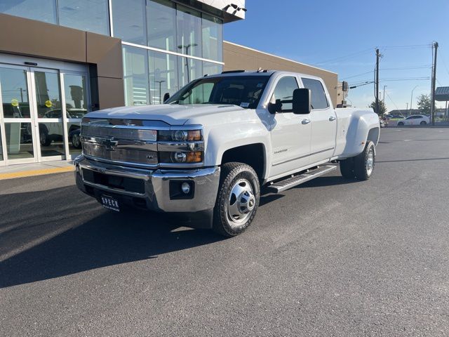2015 Chevrolet Silverado 3500HD LTZ photo 2
