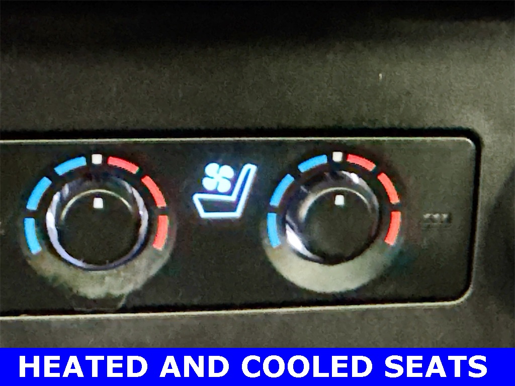 2018 Toyota 4Runner Limited photo 4