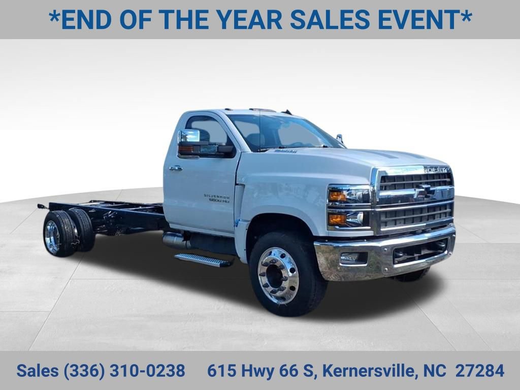 2023 Chevrolet Silverado 4500 Medium Duty Chassis Cab Work Truck's photo
