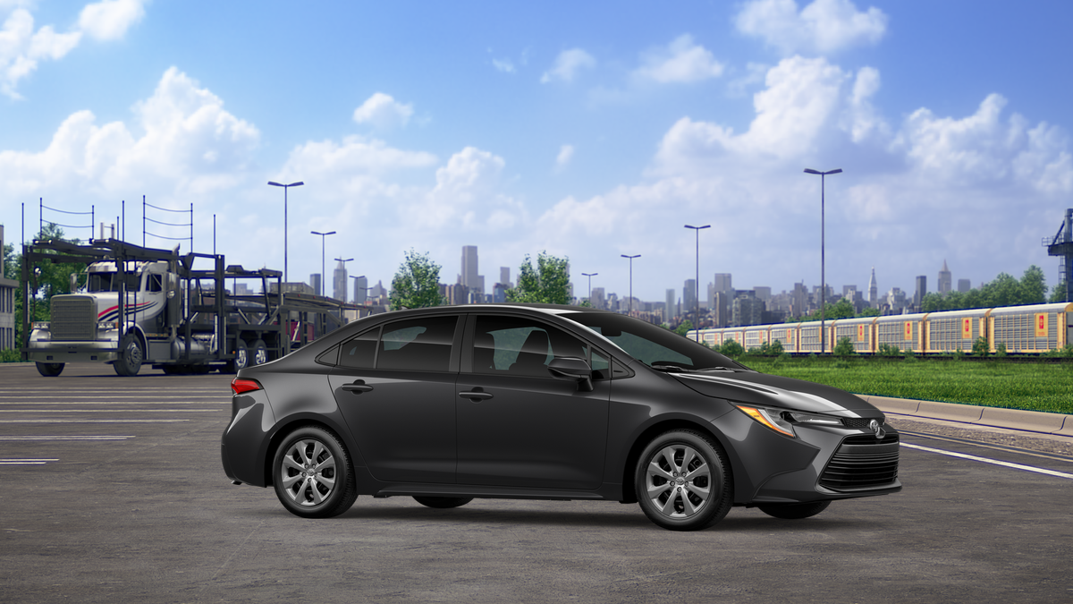2026 Toyota Corolla LE photo 12