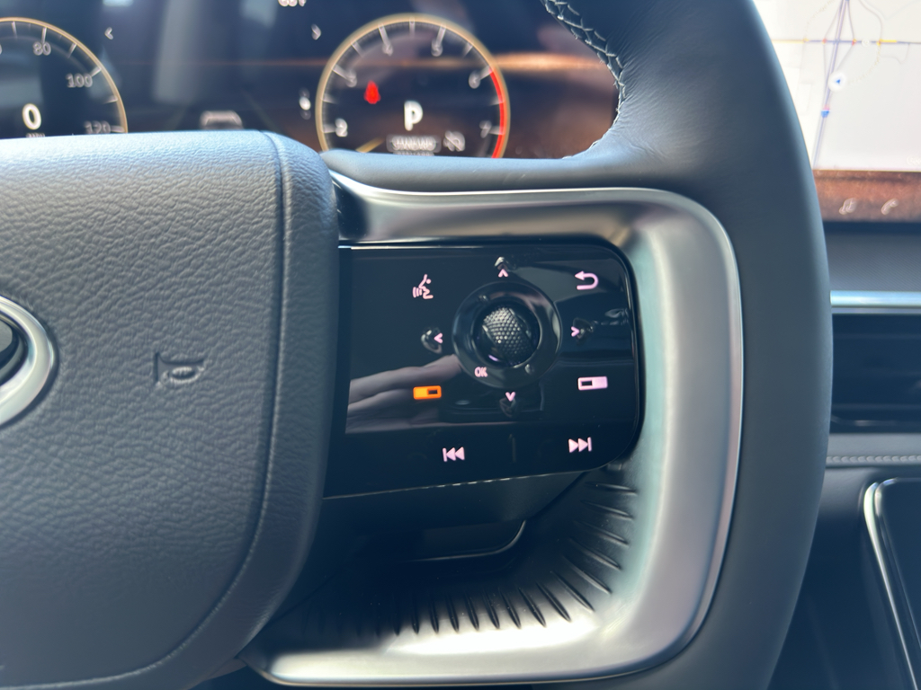 2025 Infiniti QX80 Pure photo 23