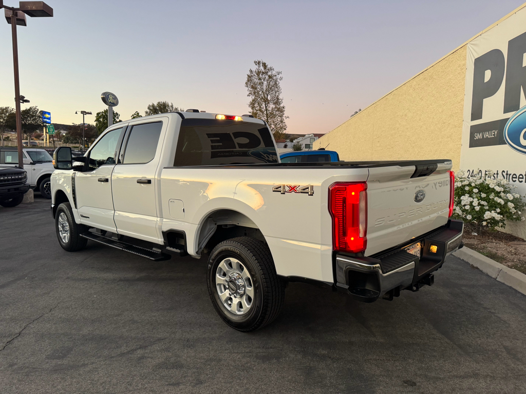 2024 Ford F-250 XLT photo 4