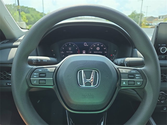 2025 Honda Accord LX photo 9