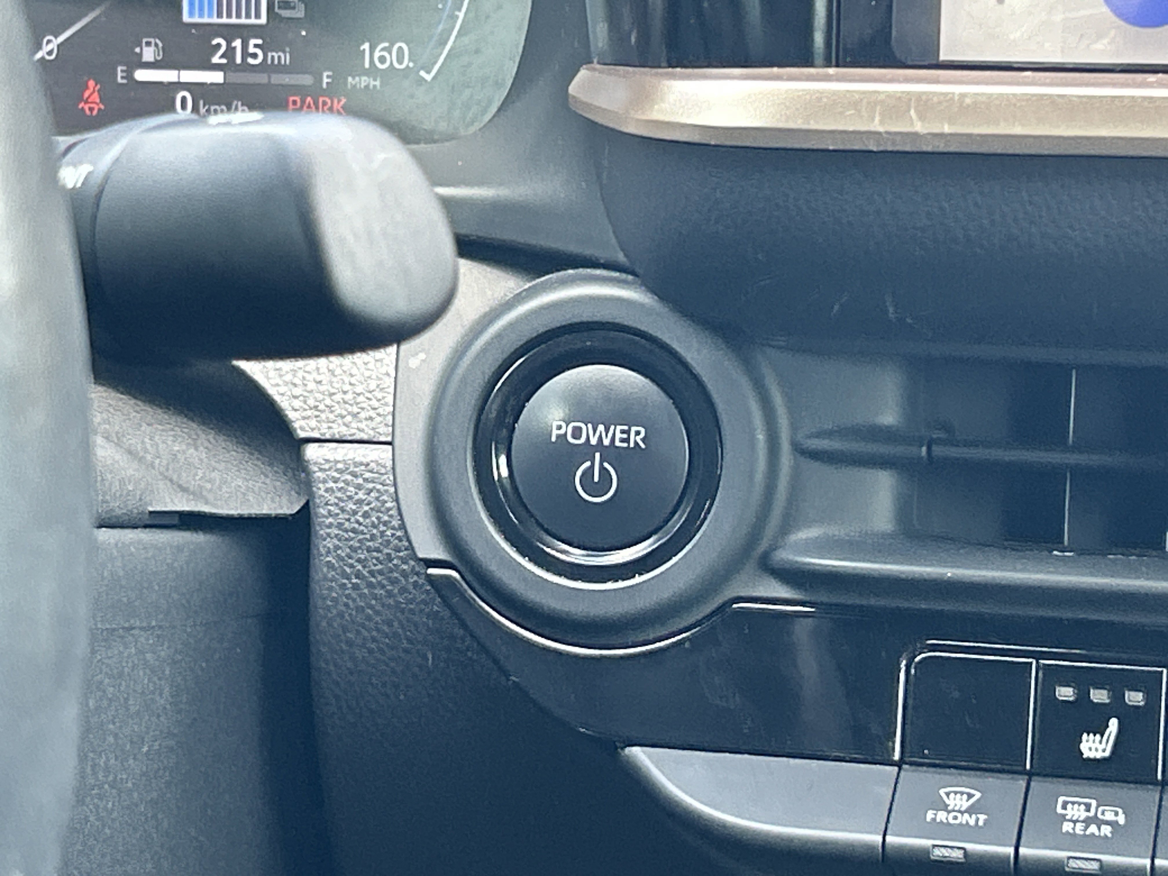 2023 Toyota Crown XLE photo 6