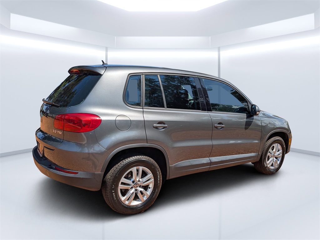 2014 Volkswagen Tiguan photo 3