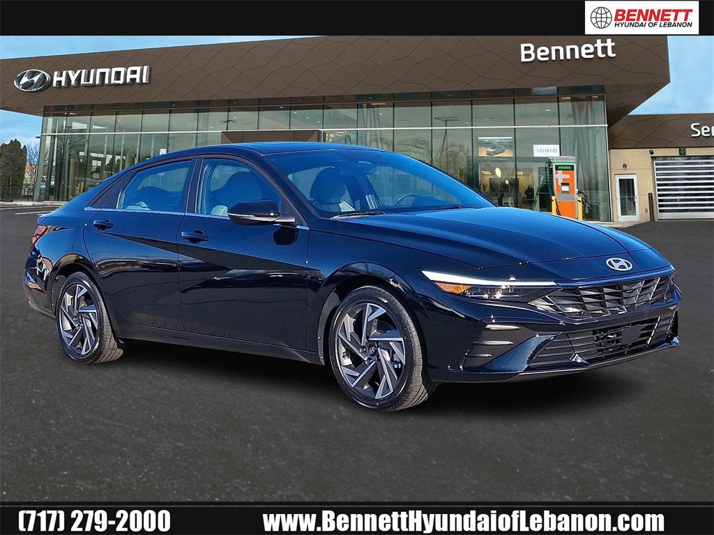 2025 Hyundai Elantra Limited's photo