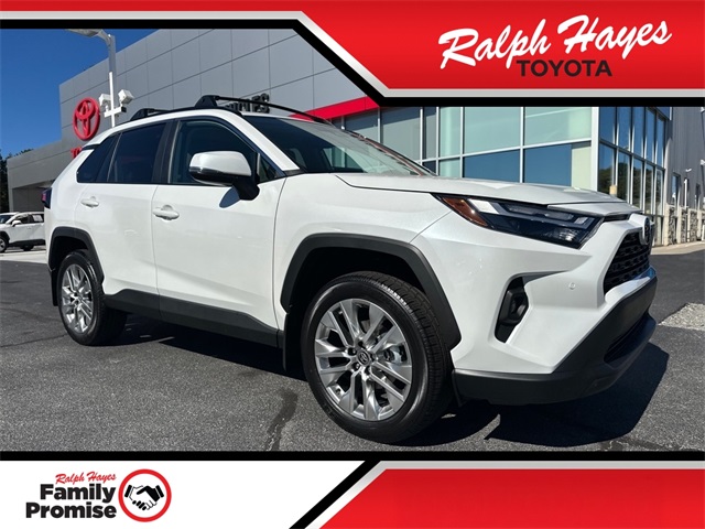 2025 Toyota RAV4 XLE Premium's photo