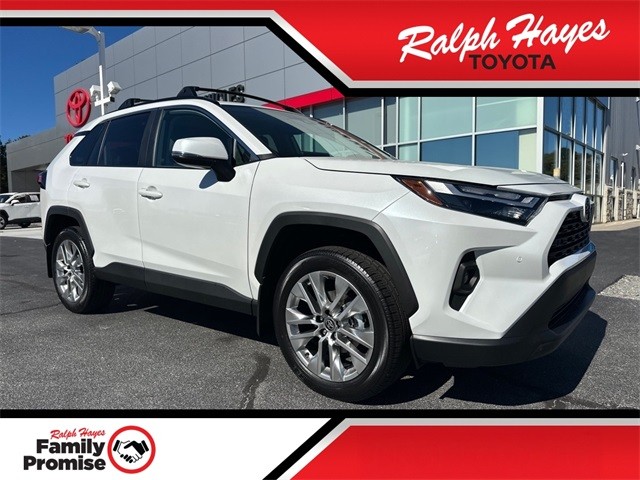 2025 Toyota RAV4 XLE Premium's photo