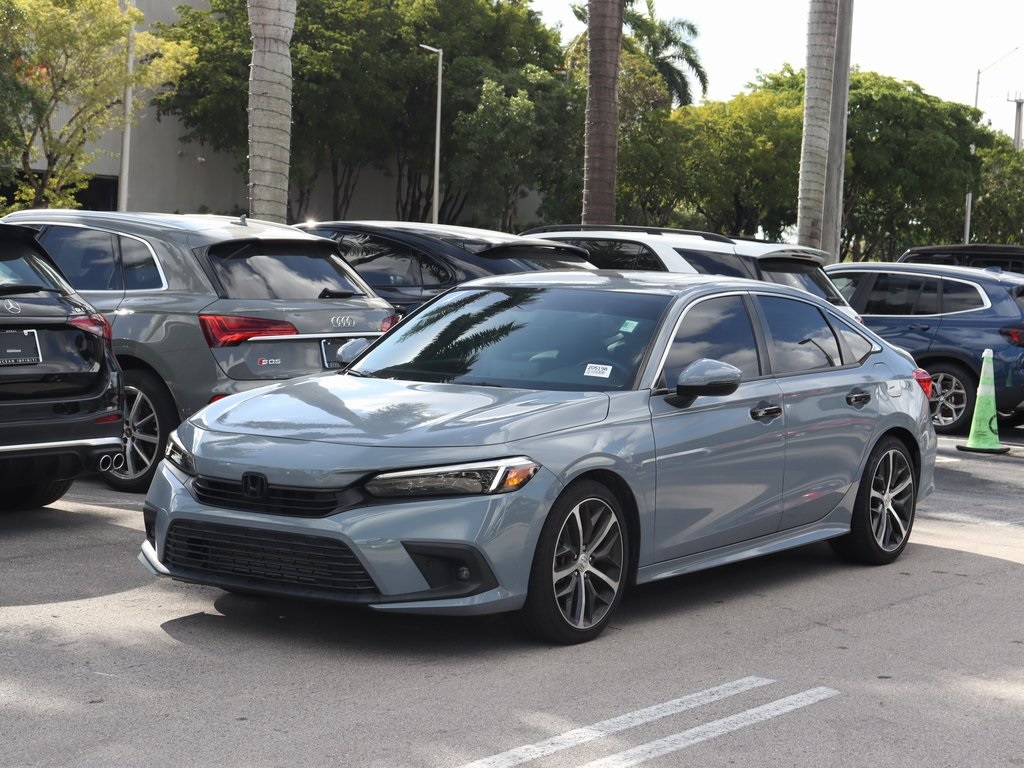 2022 Honda Civic Touring's photo