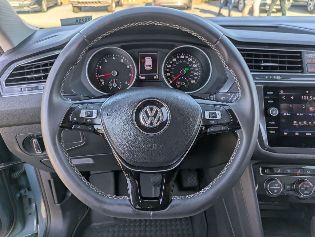 2021 Volkswagen Tiguan SE photo 15