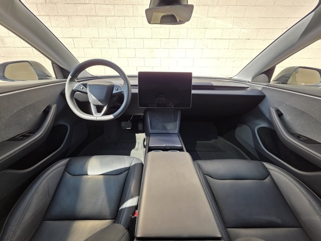 2024 Tesla Model 3 photo 11