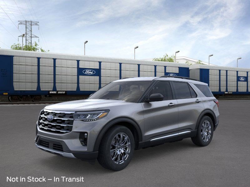 2025 Ford Explorer Active's photo