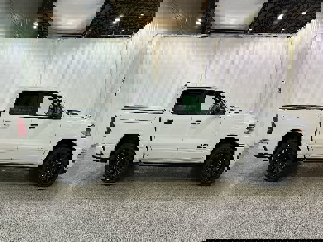 2026 Ram 1500 Limited photo 4