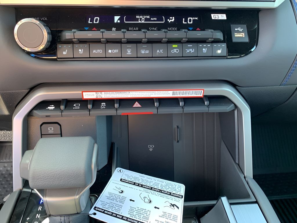 2026 Toyota Sequoia Platinum photo 19