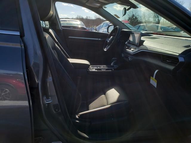 2025 Nissan Altima SR photo 18