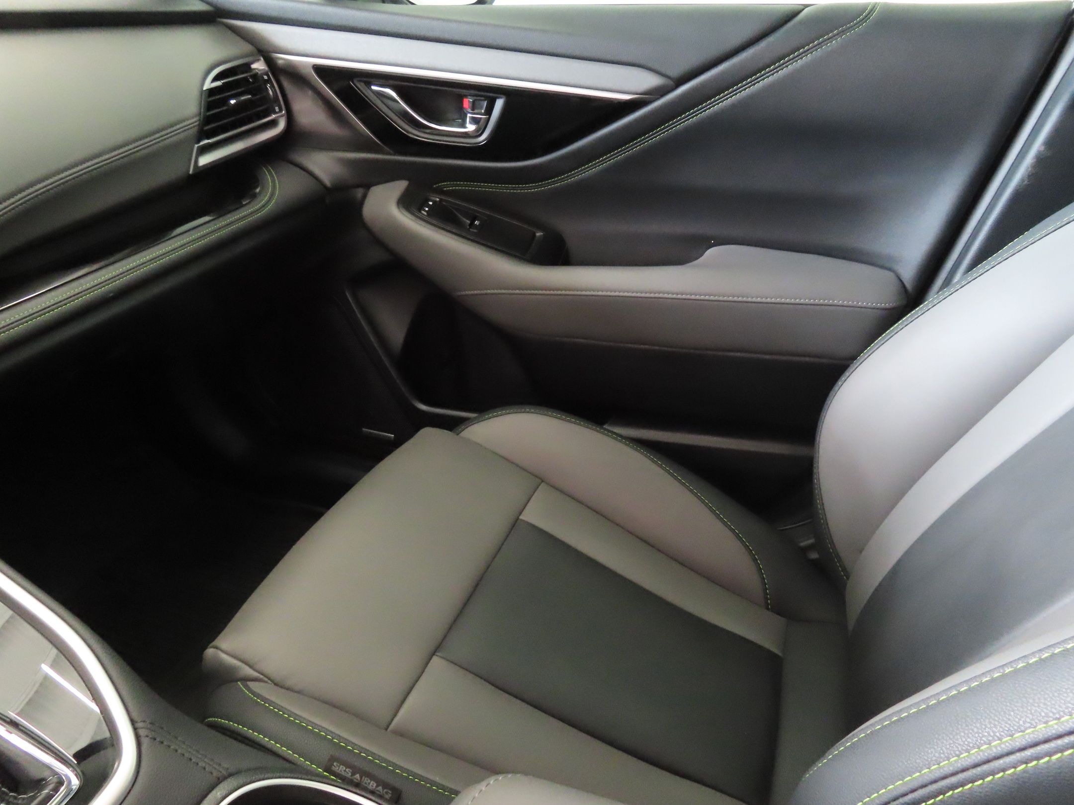 2025 Subaru Outback Onyx Edition photo 17