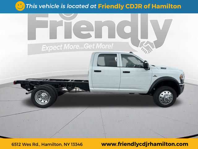 2024 Ram 5500 Tradesman photo 4