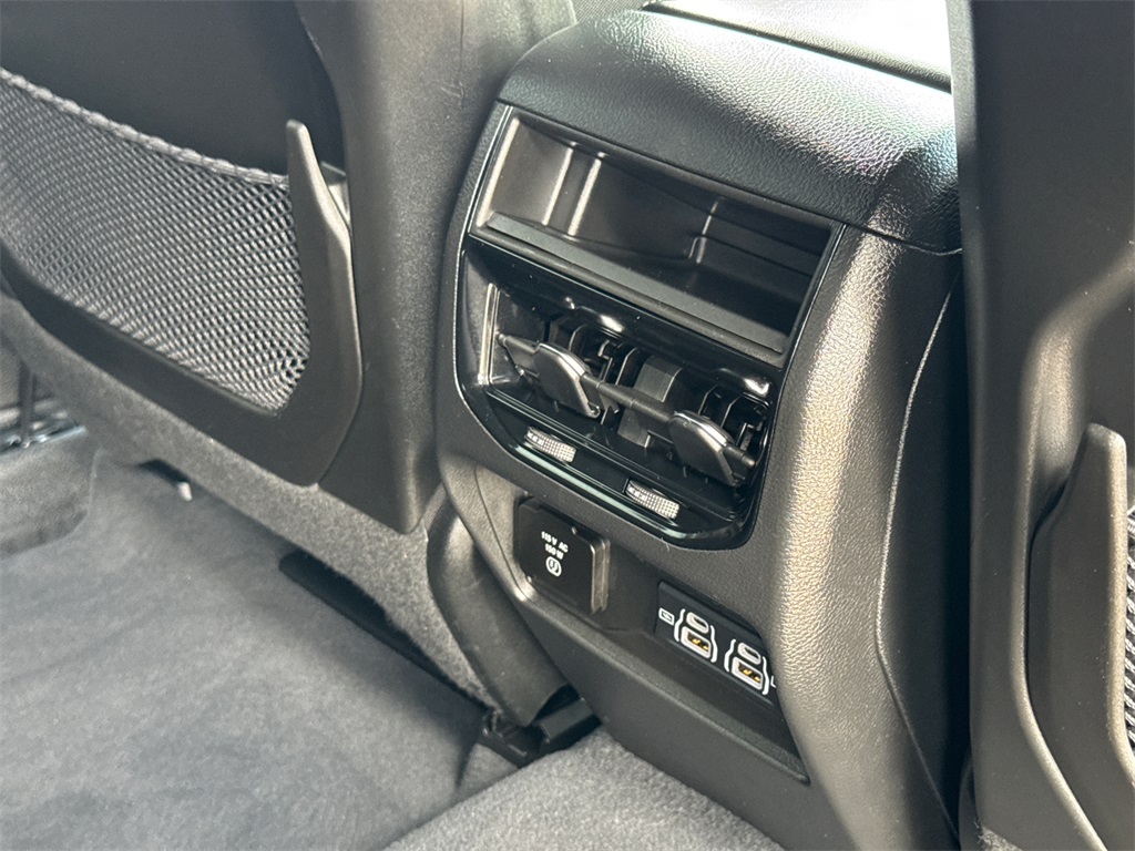 2023 Jeep Grand Cherokee Altitude photo 15