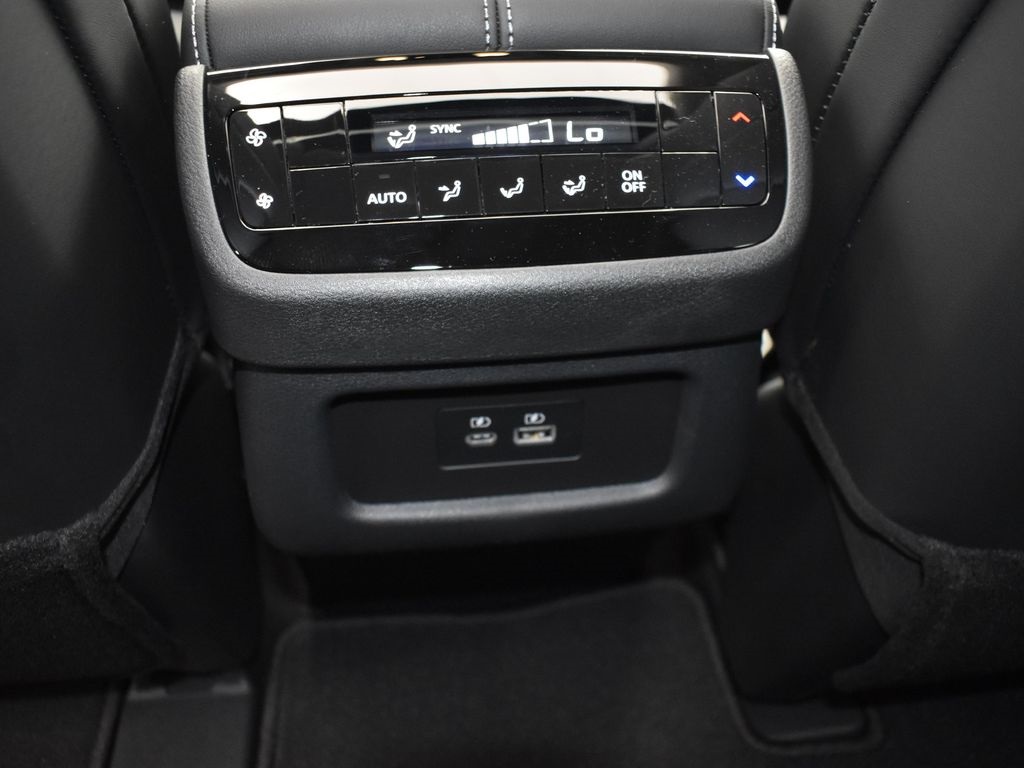 2025 Infiniti QX60 Pure photo 16
