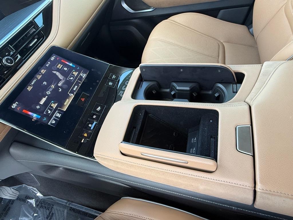 2025 Infiniti QX80 Sensory photo 11