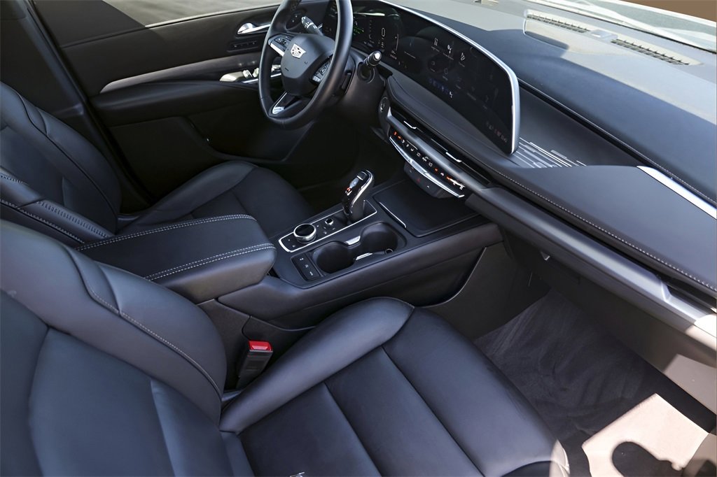 2025 Cadillac XT4 Premium Luxury photo 29