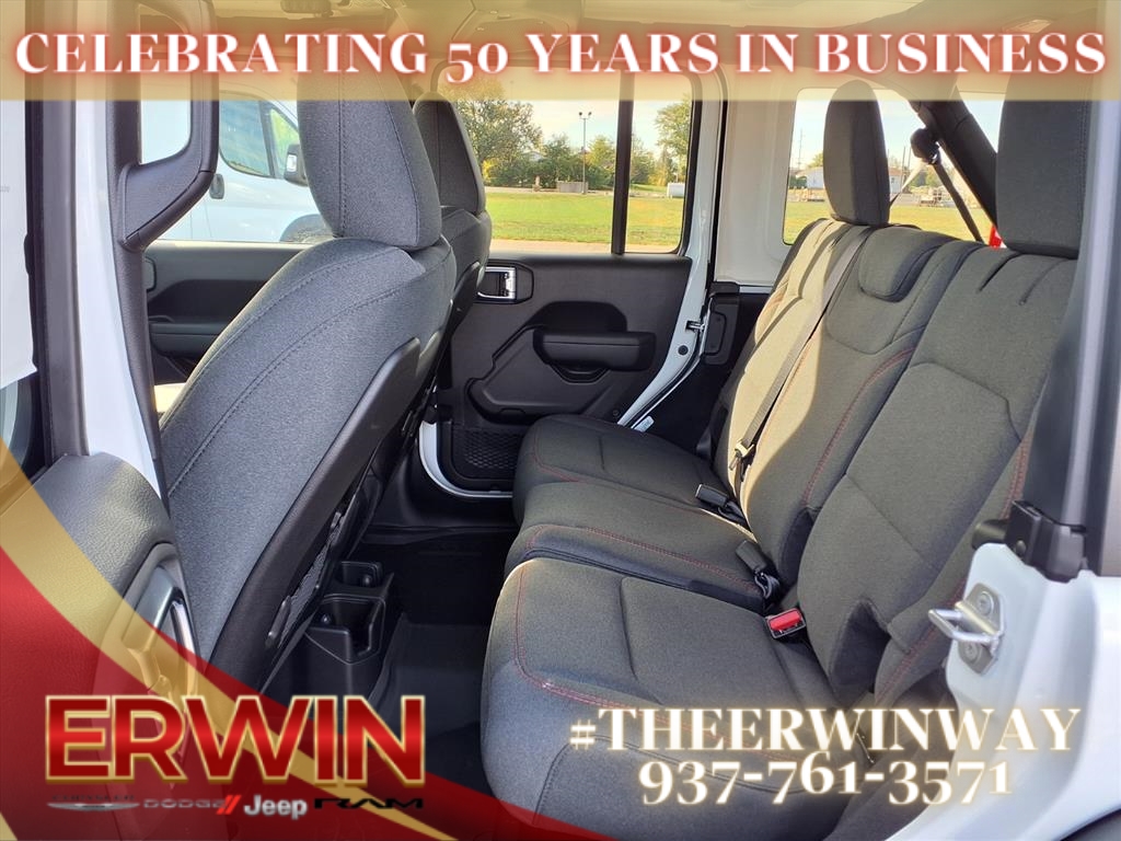 2026 Jeep Wrangler Rubicon photo 4