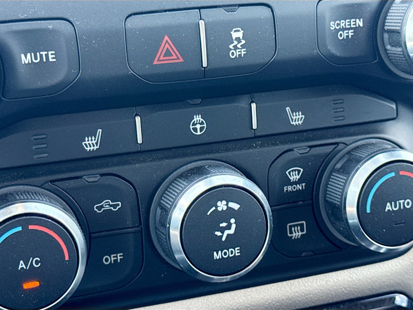 2021 Ram 2500 Laramie photo 19