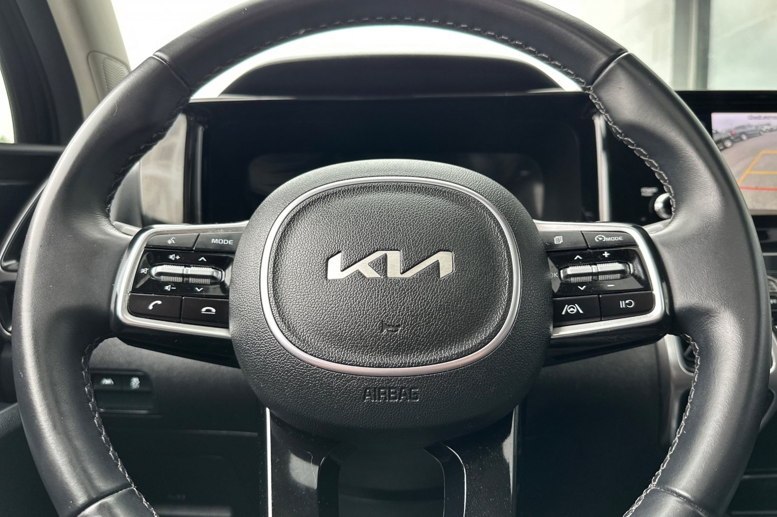 2023 Kia Sorento S photo 25