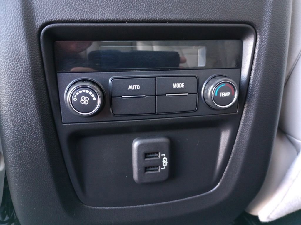 2023 Buick Enclave Essence photo 36