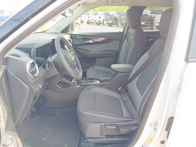 2026 Chevrolet Trailblazer LS photo 6