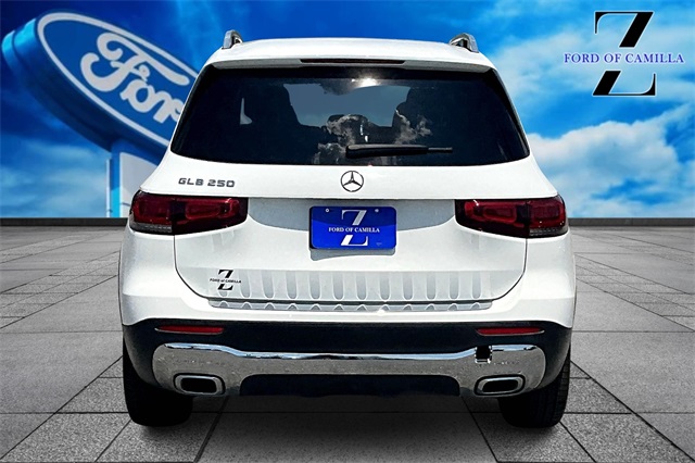 2021 Mercedes Benz GLB 250 photo 4