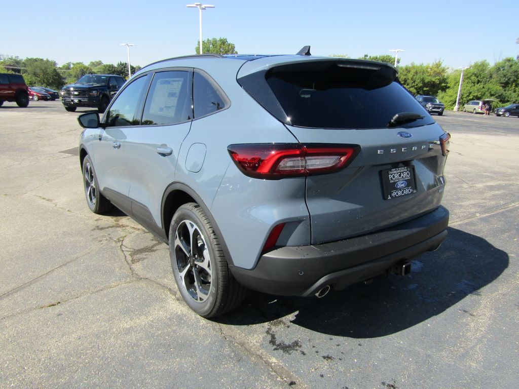 2025 Ford Escape ST-Line Select photo 5