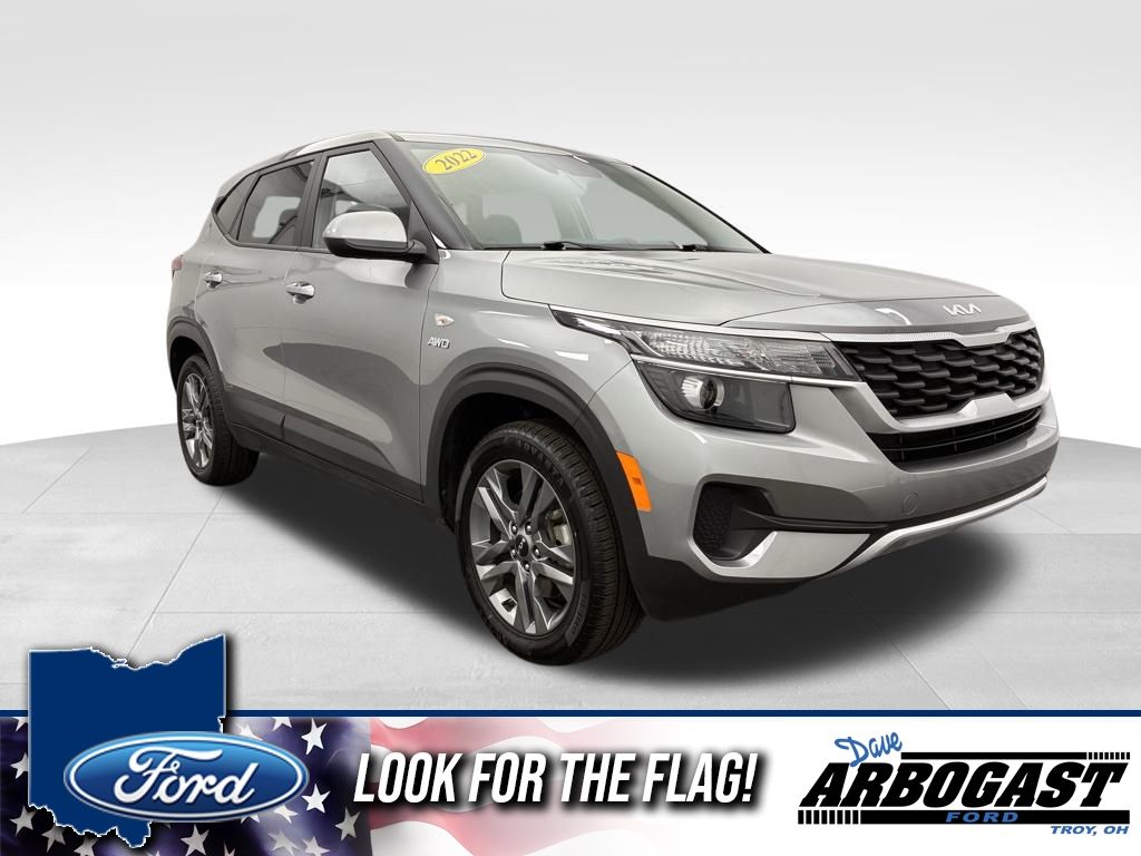 2022 Kia Seltos LX's photo