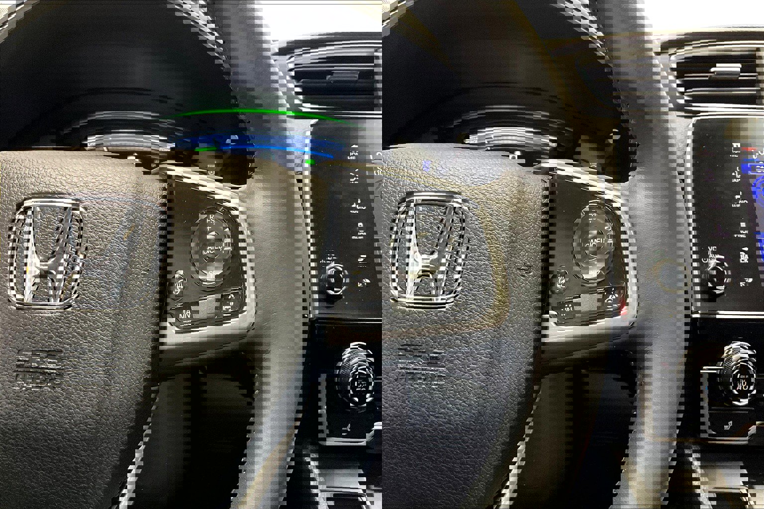 2022 Honda CR-V Hybrid Touring photo 21