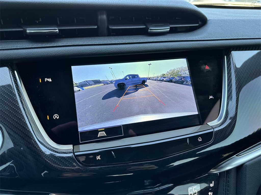 2024 Cadillac XT6 Sport photo 17