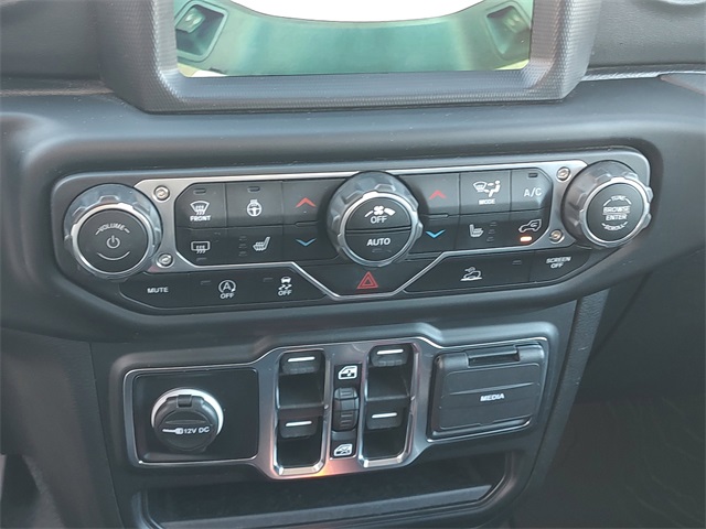 2022 Jeep Gladiator Overland photo 18