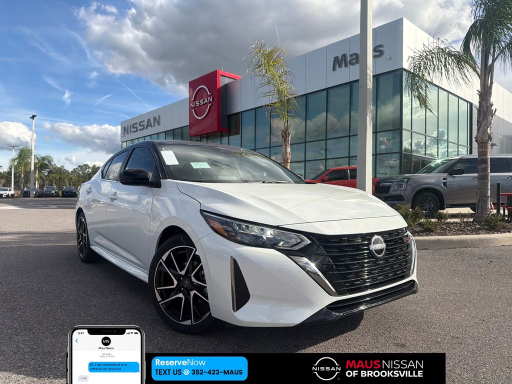 2025 Nissan Sentra SR's photo