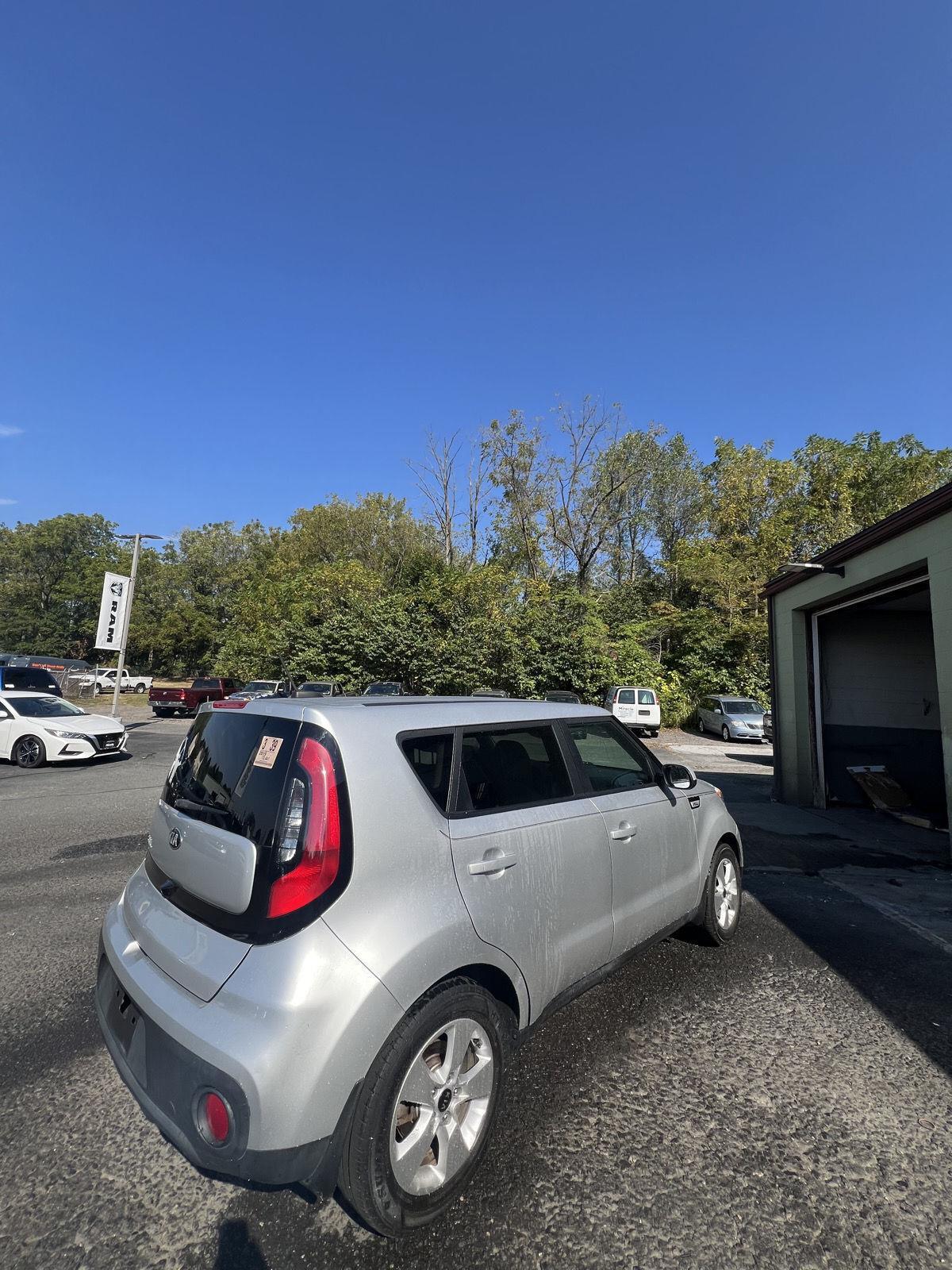 2019 Kia Soul Base photo 2