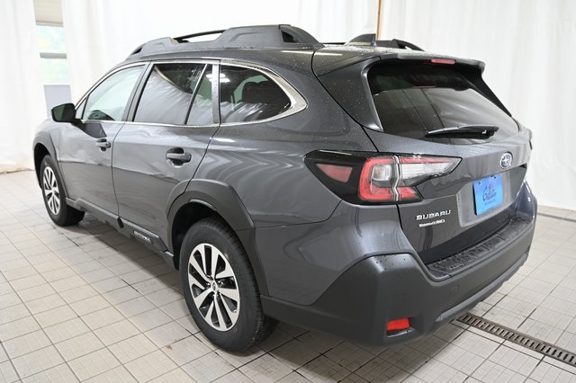 2025 Subaru Outback Premium photo 4