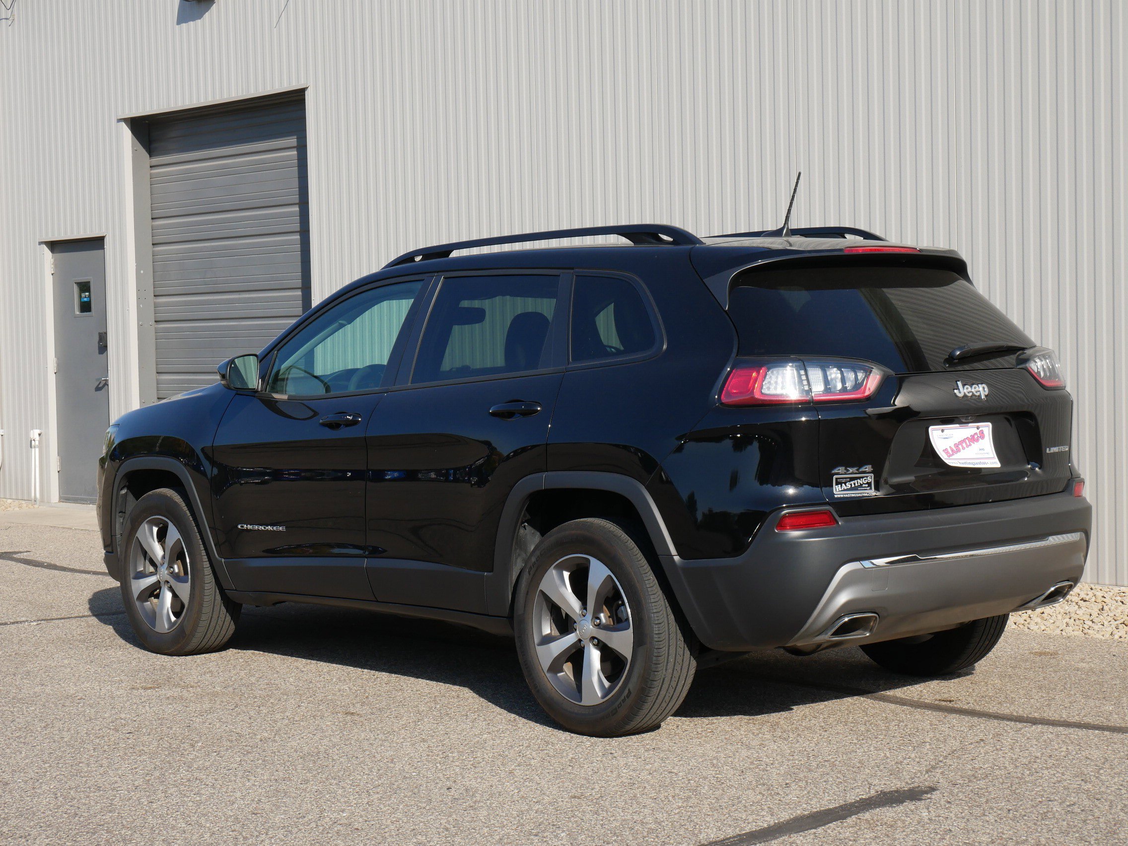 2022 Jeep Cherokee Limited photo 3