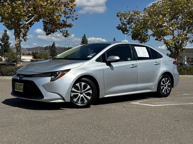 2022 Toyota Corolla Hybrid LE photo 2