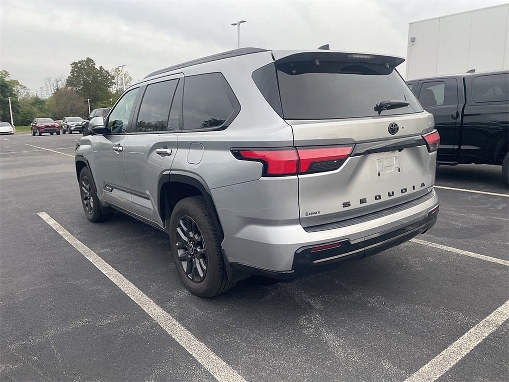 2024 Toyota Sequoia Platinum photo 8