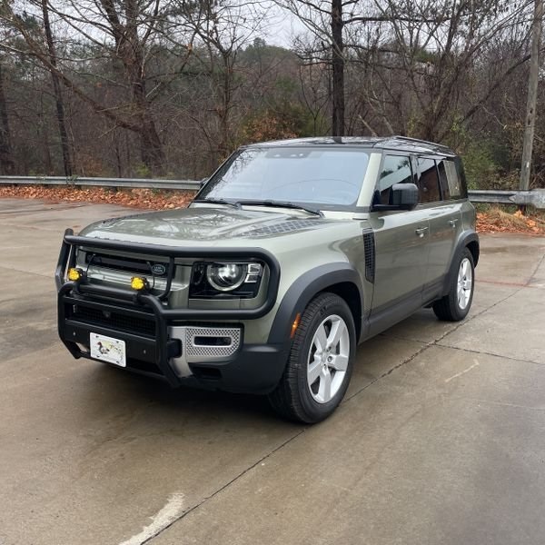 2020 Land Rover Defender First Edition's photo