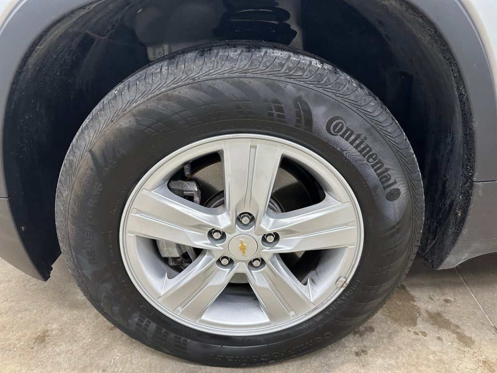 2022 Chevrolet Trax LS photo 26