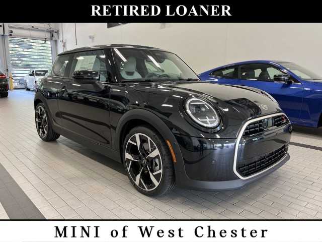 2025 MINI Hardtop 2 Door S's photo
