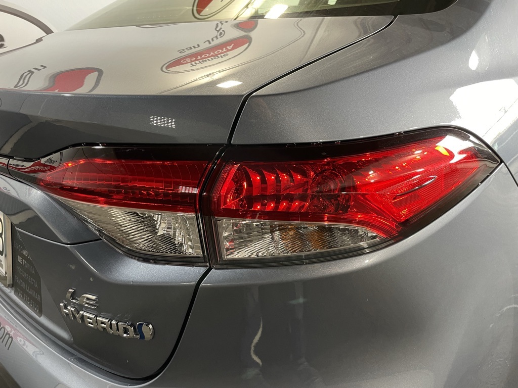 2024 Toyota Corolla Hybrid LE photo 13