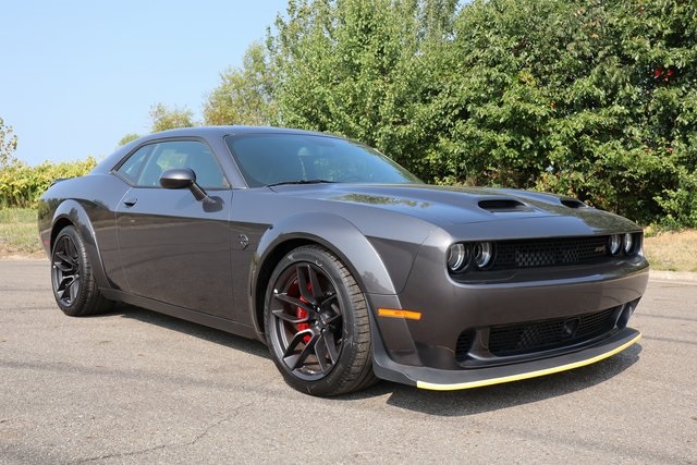 2023 Dodge Challenger SRT8 Hellcat Widebody photo 2