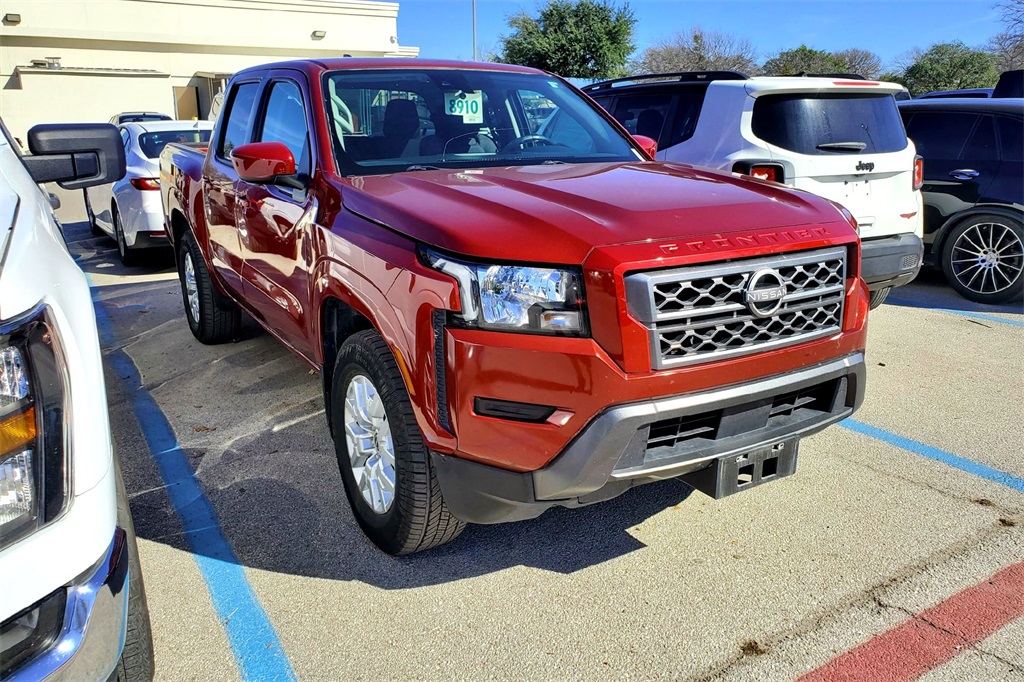 2022 Nissan Frontier SV's photo